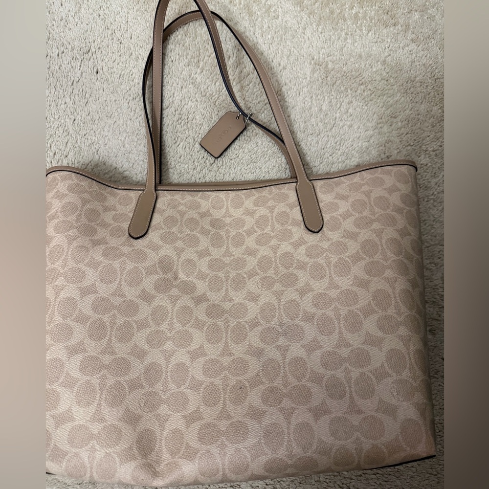 Coach Light Tan Signature Tote & Wallet - Picture 4 of 8